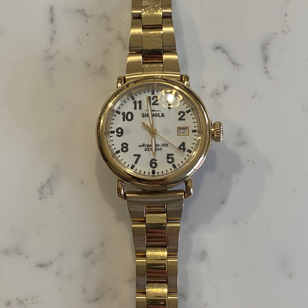 Shinola argonite 705 watch